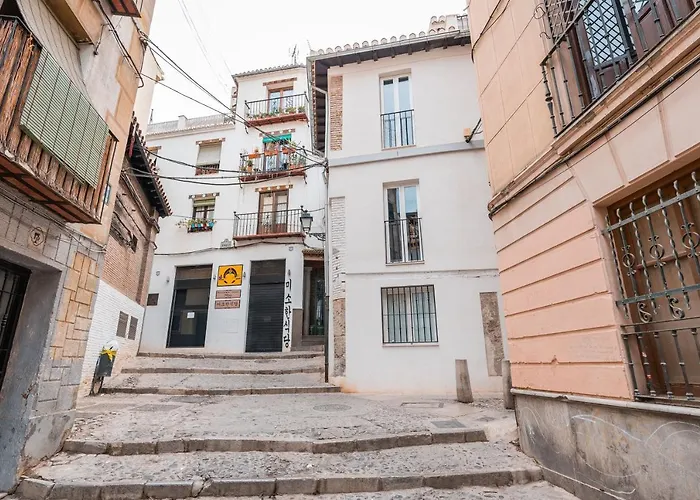 Apartamento cerca de la Alhambra y Albaicín QH EME Suites